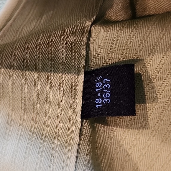 Van Heusen Studio Mens Shirt. Slim Fit - Picture 6 of 6